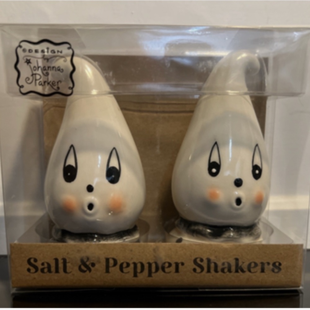 Johanna Parker Black & White Halloween Gus Ghost Salt & Pepper Shakers NIB! - Picture 2 of 8